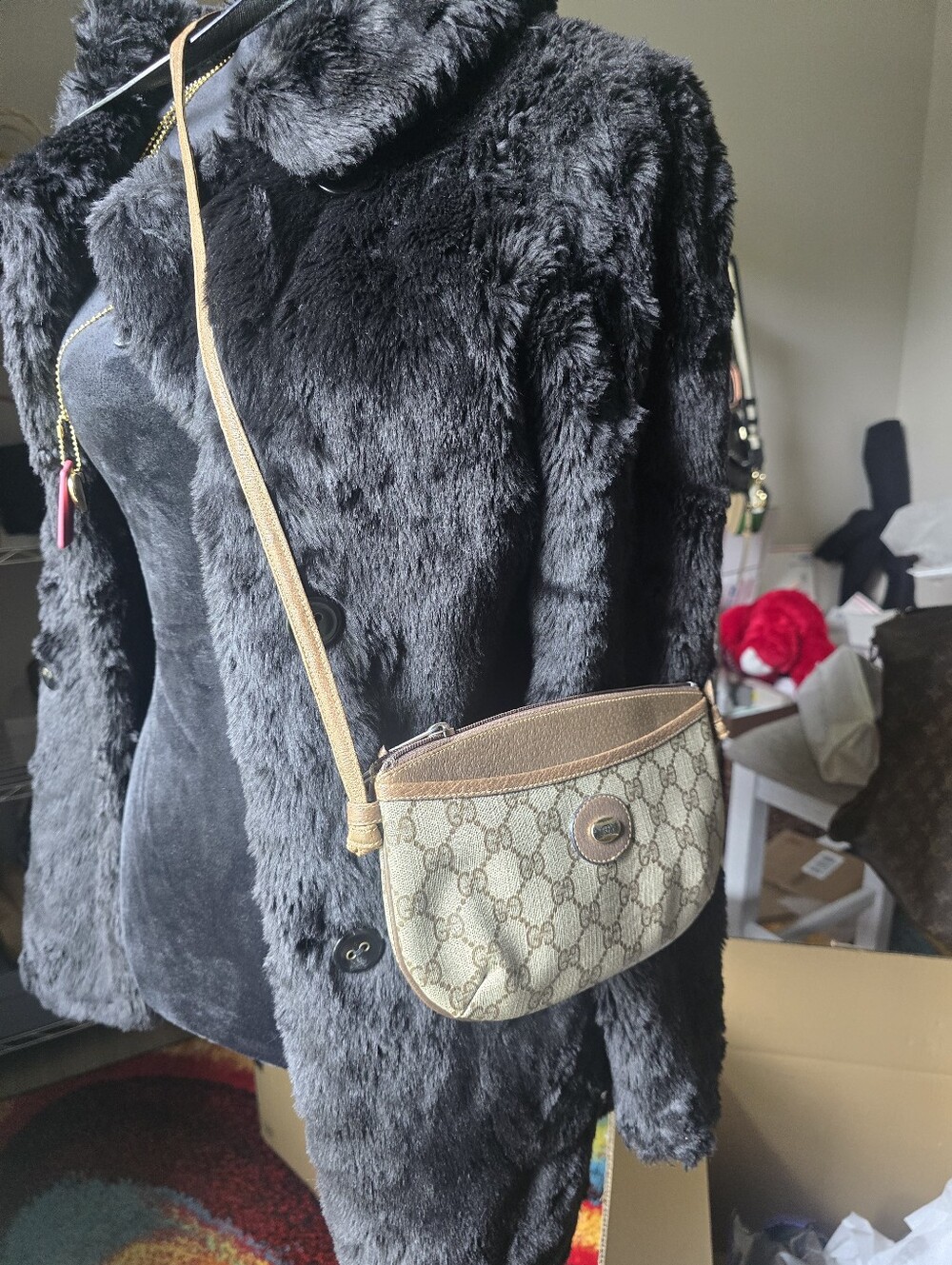 Authetic Gucci Vintagr Designer Monogram Crossbody Bag in Beige and Brown
